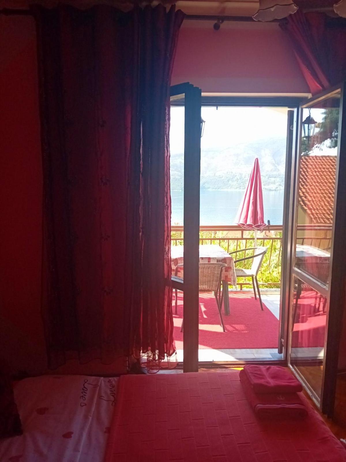 Guest House Cinderella Herceg Novi Zewnętrze zdjęcie