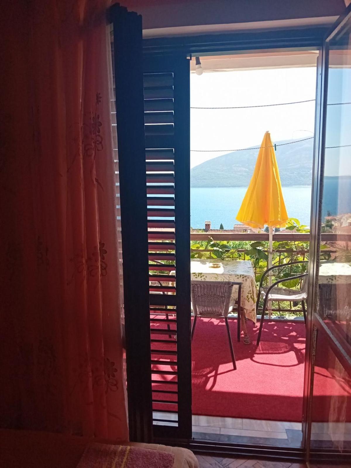 Guest House Cinderella Herceg Novi Zewnętrze zdjęcie